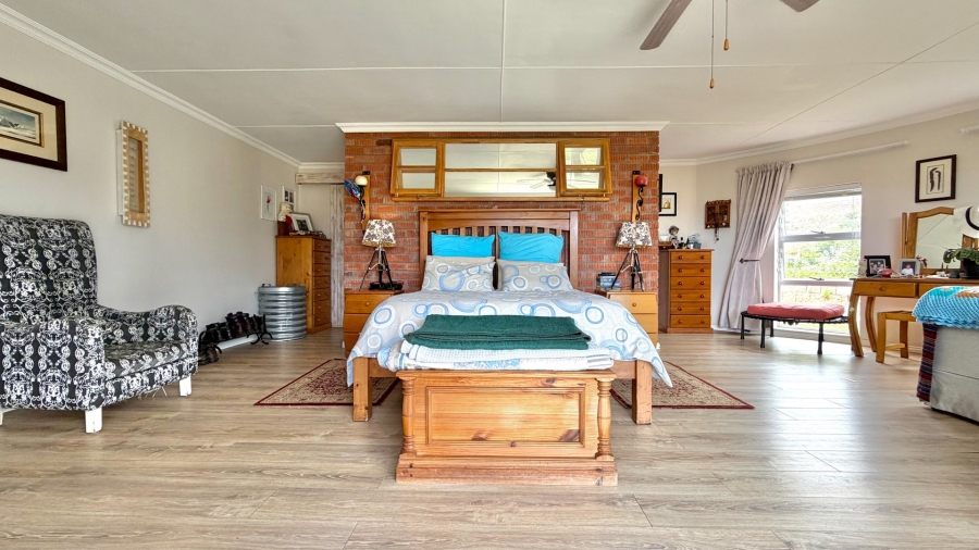 4 Bedroom Property for Sale in Bettys Bay Western Cape